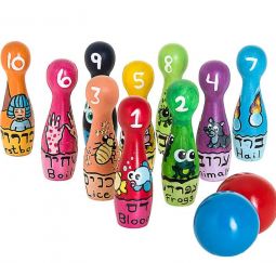 10 Passover Plaques Wooden Bowling Pins and 2 Balls