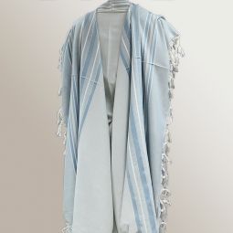 Light blue and Silver Sapir Wool Tallit Prayer Shawl Size 60